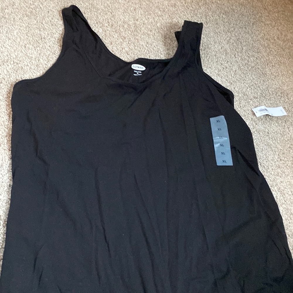 New black tank Old Navy